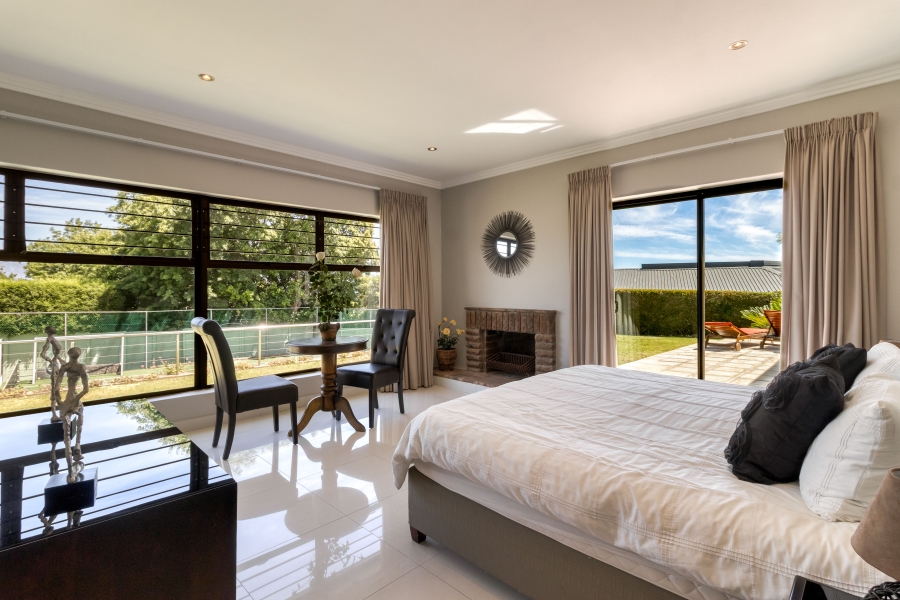 5 Bedroom Property for Sale in Helderberg Estate Western Cape